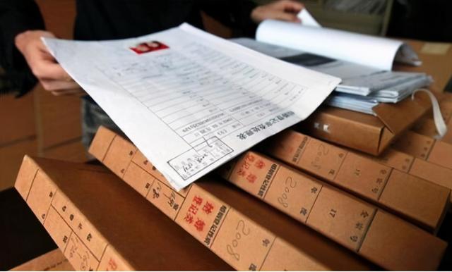 挂科补考过了算挂科吗，补考过了算挂科吗（大学“挂科”和“重修”）