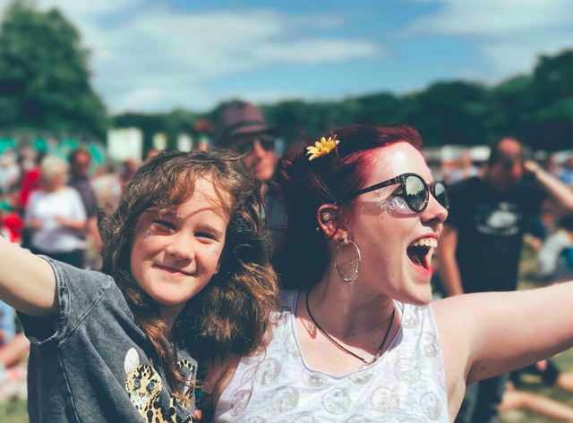 joy什么意思，love and joy什么意思（开心只会说“Happy”）