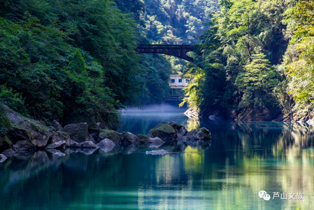 雅安爬山推荐，耍水、徒步、爬山、云海任你选