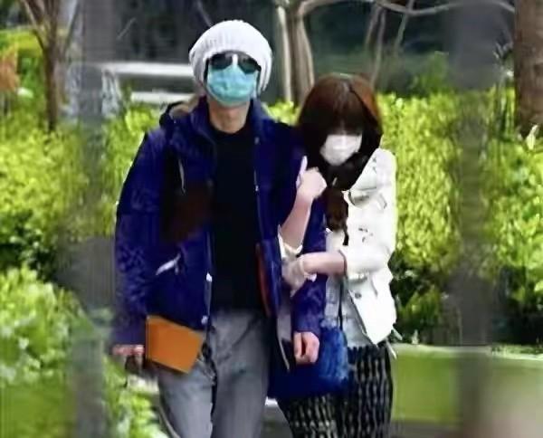 姚笛现状如何，身材高挑气质十足（姚笛：和文章当街拥吻）