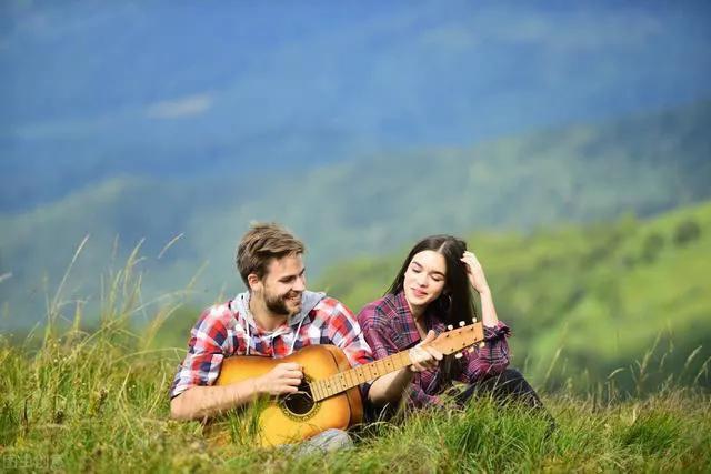 拒绝男生表白的委婉语句，女生婉转拒绝男生表白的说说（拒绝男生表白的文案）