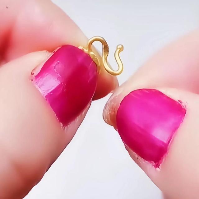 手指扎刺了怎么弄出来，手指被扎刺后如何才能清除（分享14个生活小妙招）