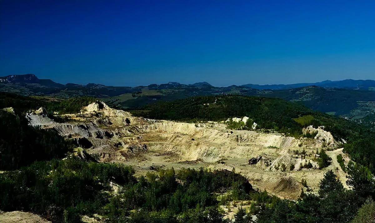 江西钨矿发现!286万吨钨储量曝光,超大型钨矿的主要用途是什么?