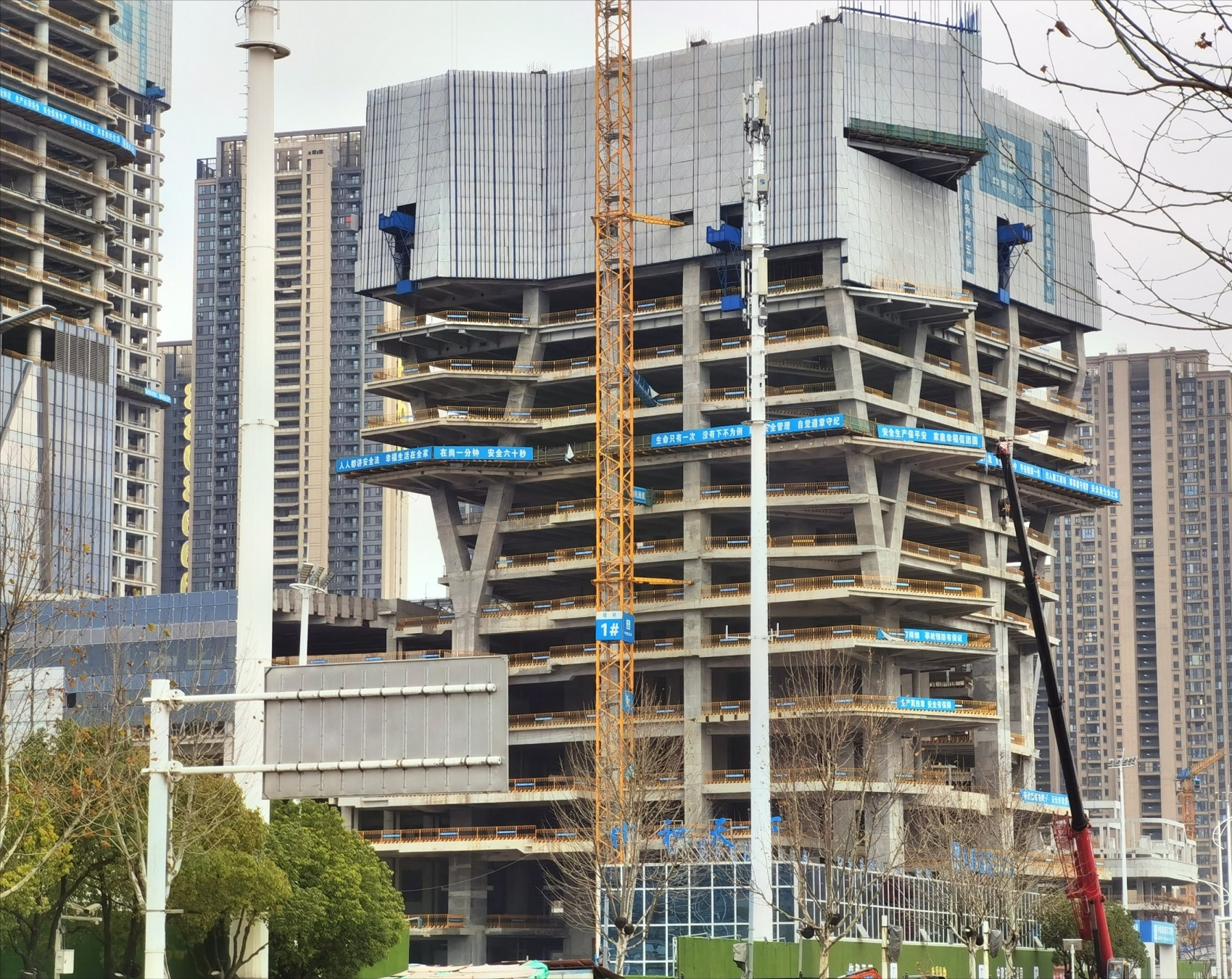 武汉-10座在建的地标性建筑,最高达475米,看一看最新进度(武汉新建