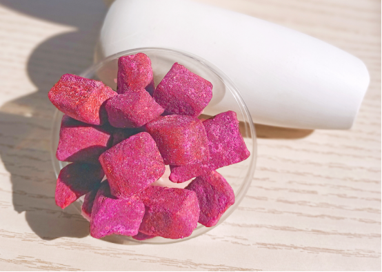 女性温补又不上火的食物，女人吃什么补品不上火（建议女人：秋天不要太节俭）