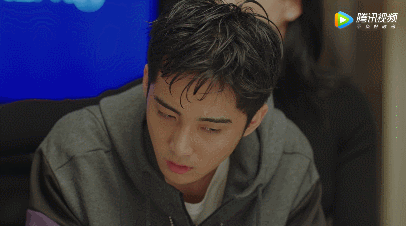 影视演员周奇个人简介，周奇、郭子凡正面PK