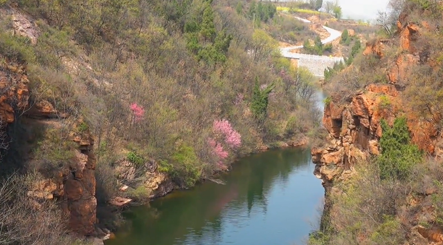 伏羲山大峡谷的主要景点，伏羲山大峡谷景区一日游攻略（打卡郑州必去6大山水景点）