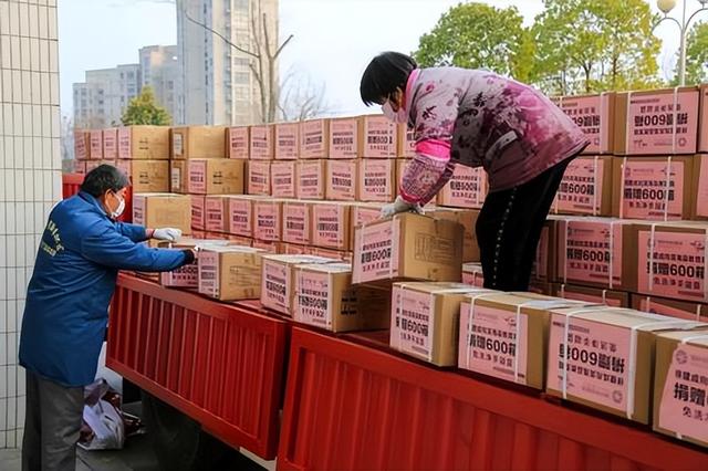 诗朗诵背景音乐，配乐诗朗诵背景音乐有哪些（配乐诗朗诵《等到疫情过后》）