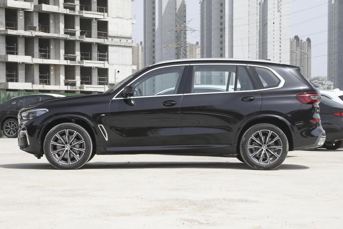 宝马x5报价2022款价格及图片(与宝马x7同轴距,60万起售)