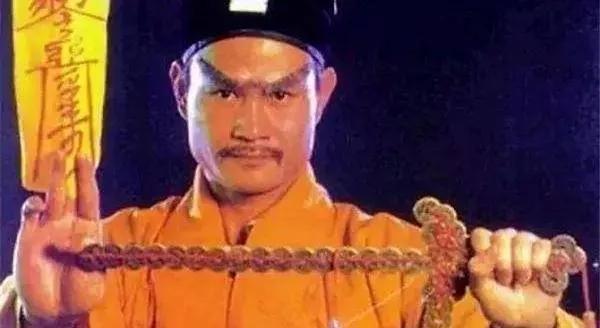 什么是僵尸，什么是僵尸蚂蚁（什么是僵尸人格）