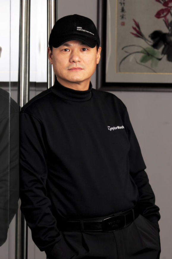张也的现任丈夫是关锦鹏.