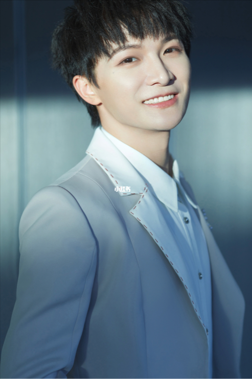 周深:是男是女?逆袭《中国好声音》宝藏男孩