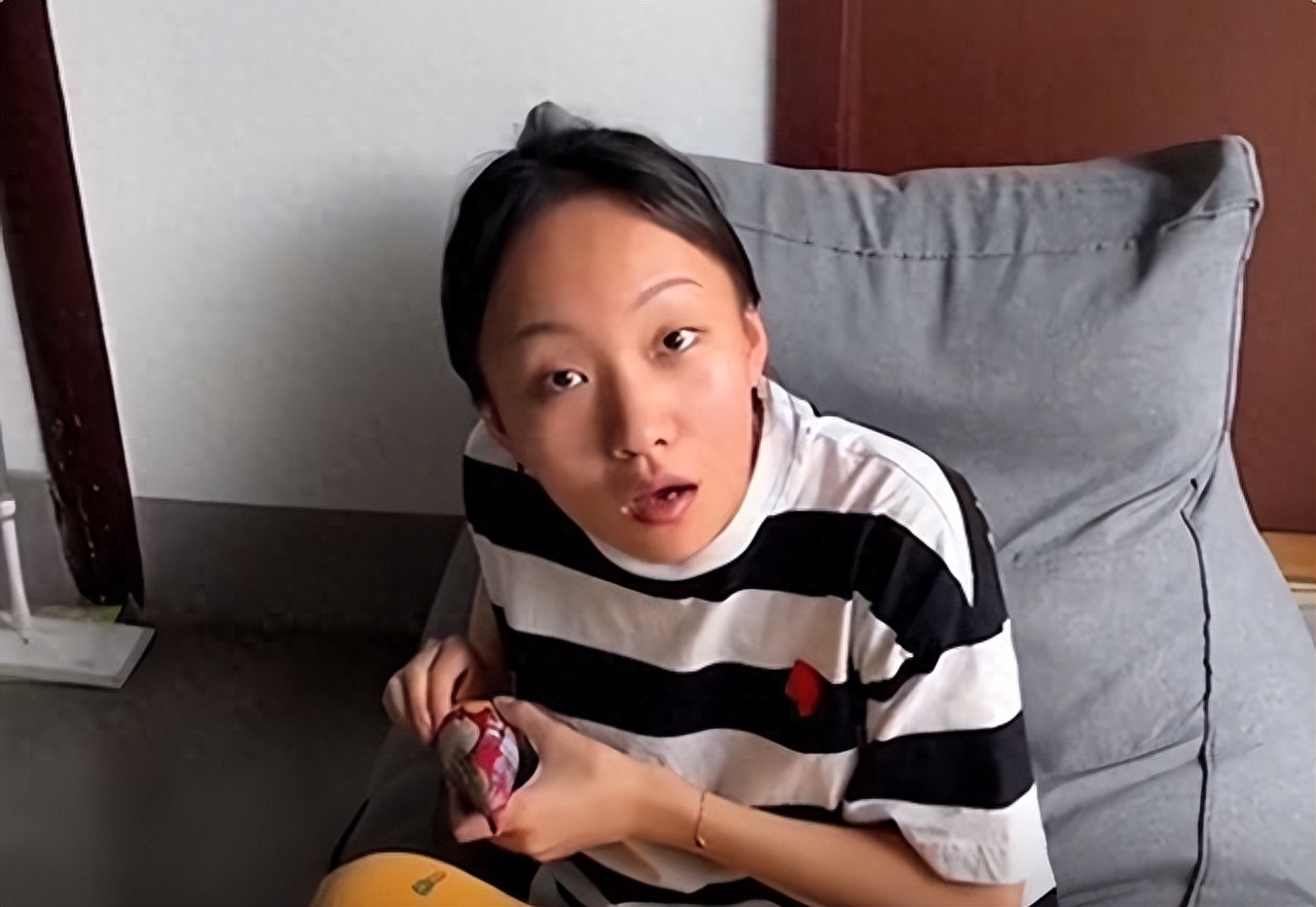 疯产姐妹这个账号涨粉速度极快,此账号以邵雨轩和张