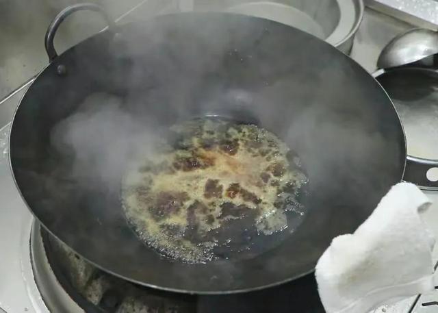 青瓜如何腌制方法，青瓜如何腌制方法窍门（切忌直接用盐杀水）