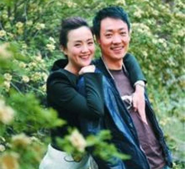 2022年情人节，看看这10对恩爱的明星夫妻，我又相信爱情了