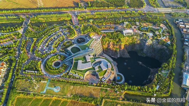 上海深坑酒店的坑是怎么形成的，上海深坑酒店（上海坑最多的地方在松江）