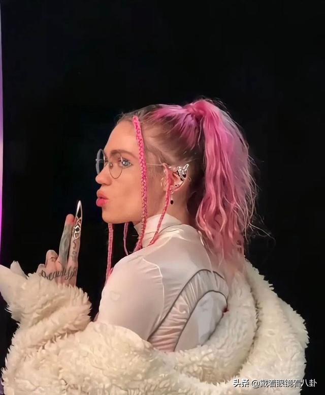 和平分手歌词，和平分手歌词排骨教主（被疑歌词暗讽前男友马斯克）