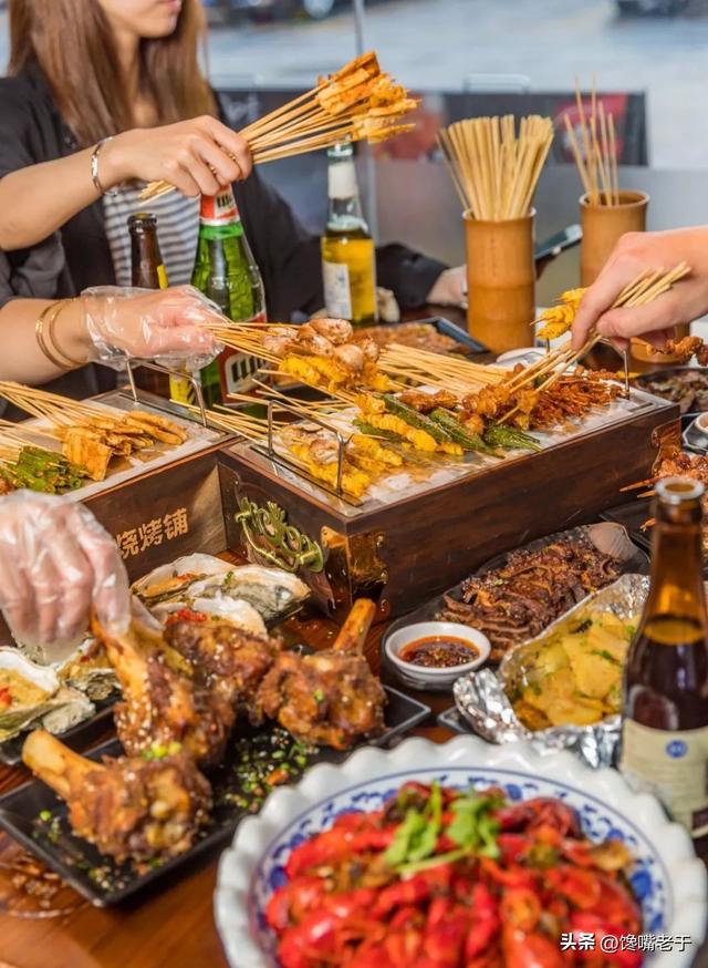 冰粉籽是什么植物，薜荔果怎么做凉粉（网友：不到天亮不回家）