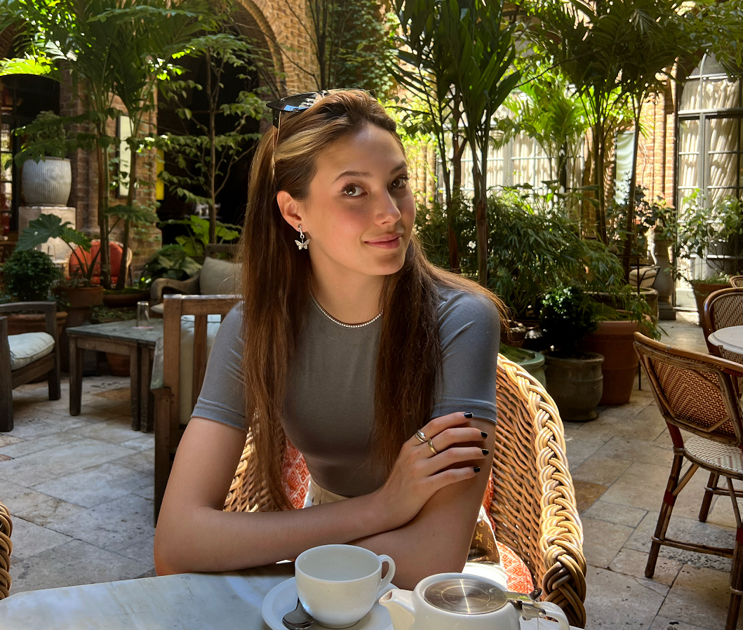 半工半读学校（斯坦福学生在食堂偶遇谷爱凌）