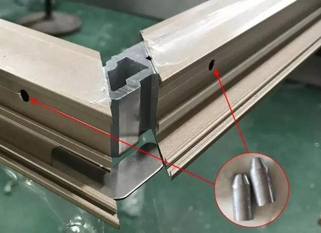 角码是什么，角码是什么材质（系统门窗——销钉注胶工艺）