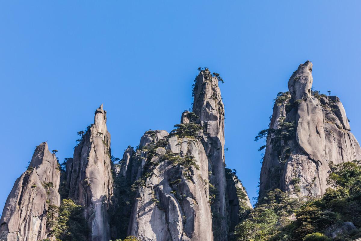 中国最美的湖是哪个(中国10座最美的名山新排行榜单,你去过了几座?