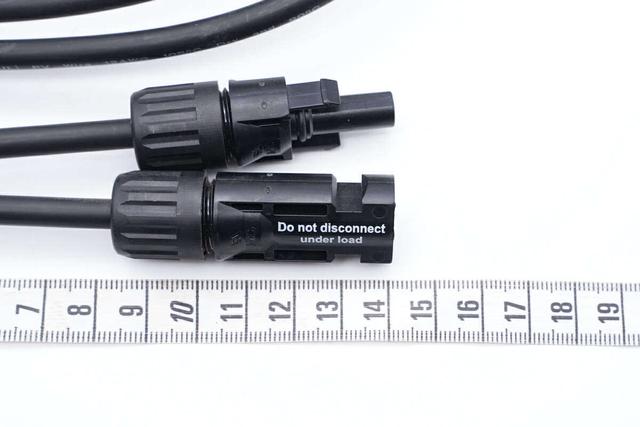 华为光伏逆变器，华为的光伏逆变器受不受禁令（拆解华为450W智能光伏优化器带你有全新了解）