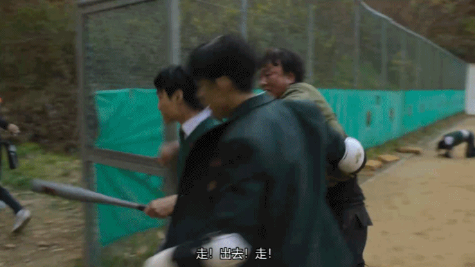 丧尸爱情故事，满地丧尸还不忘谈情说爱（丧尸爱情故事百度网盘）