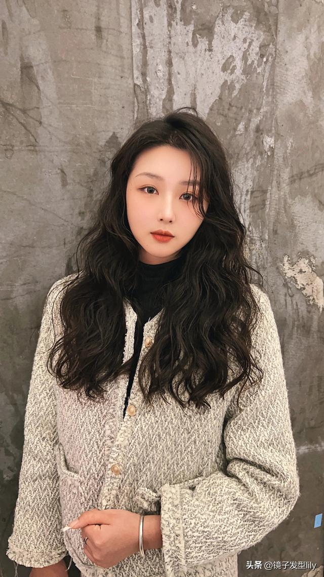 好看又容易打理的刘海，新人气发型14款