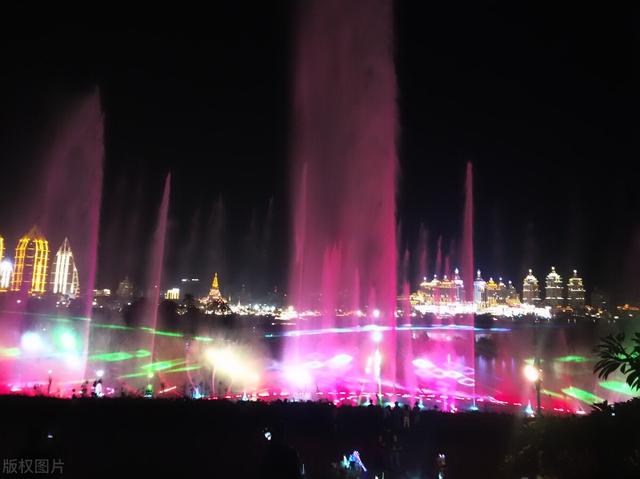 西双版纳必游景点攻略，西双版纳值得一游的10个精华景区