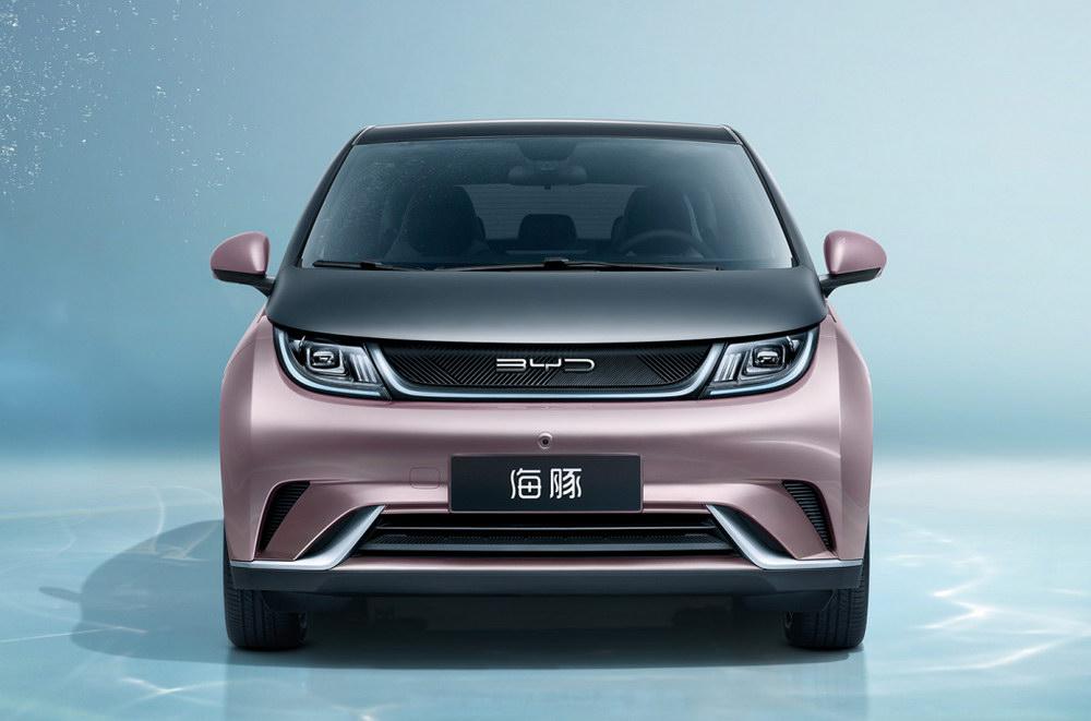 比亚迪海豚纯电动2022款落地价(海豚终端售价与配置解读)