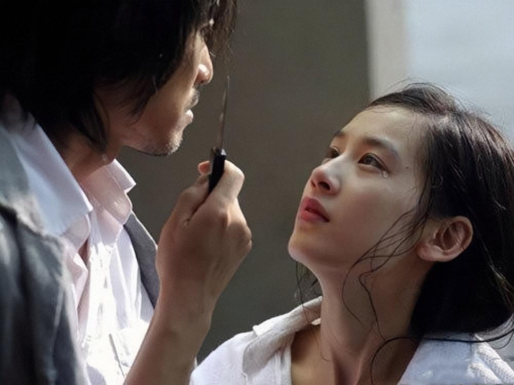 贾静雯的身高是多少(明明"1米8"的脸,偏是"1米6"的个儿,这些明星的