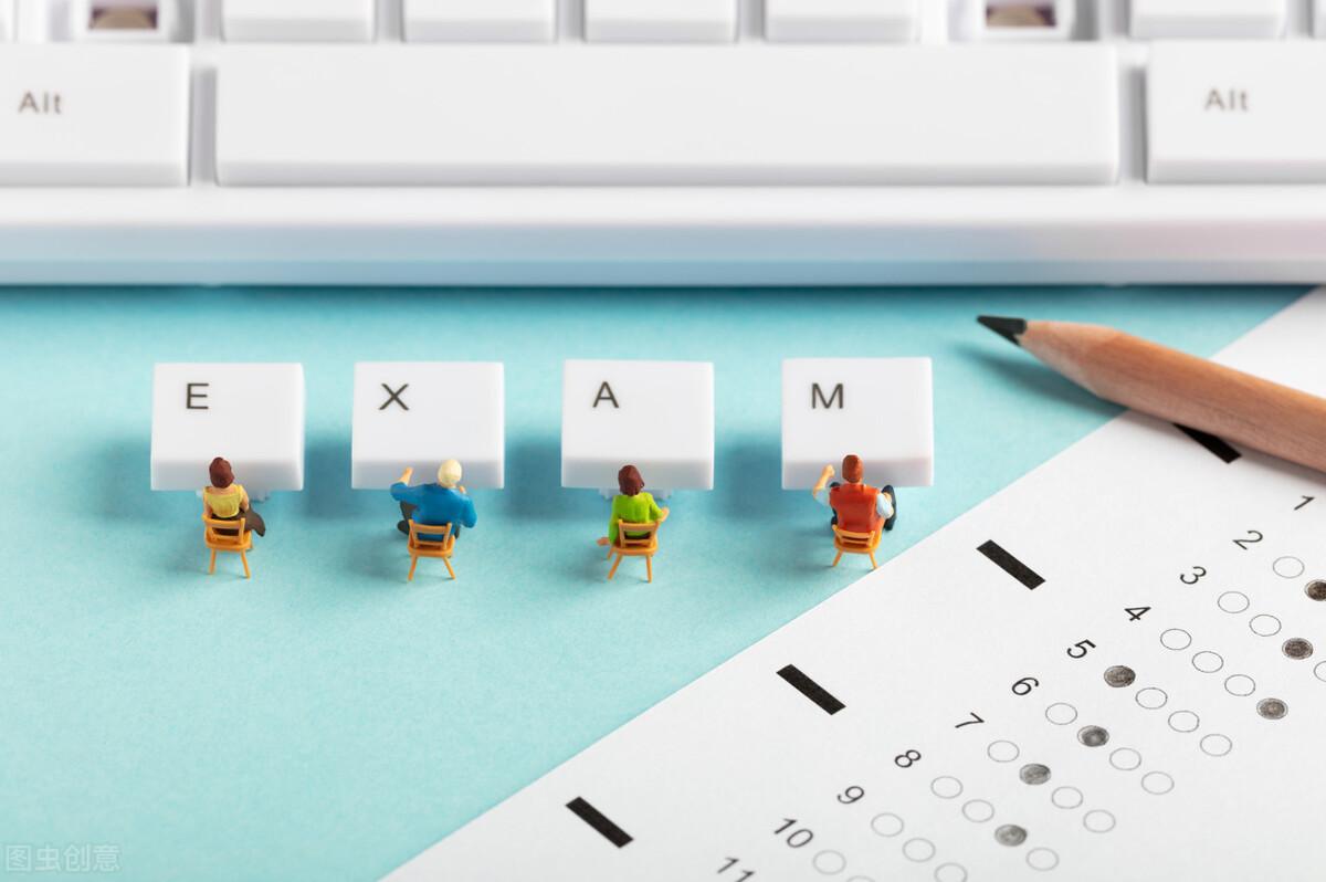 考试总结怎么写（教师期中考试工作总结范文）