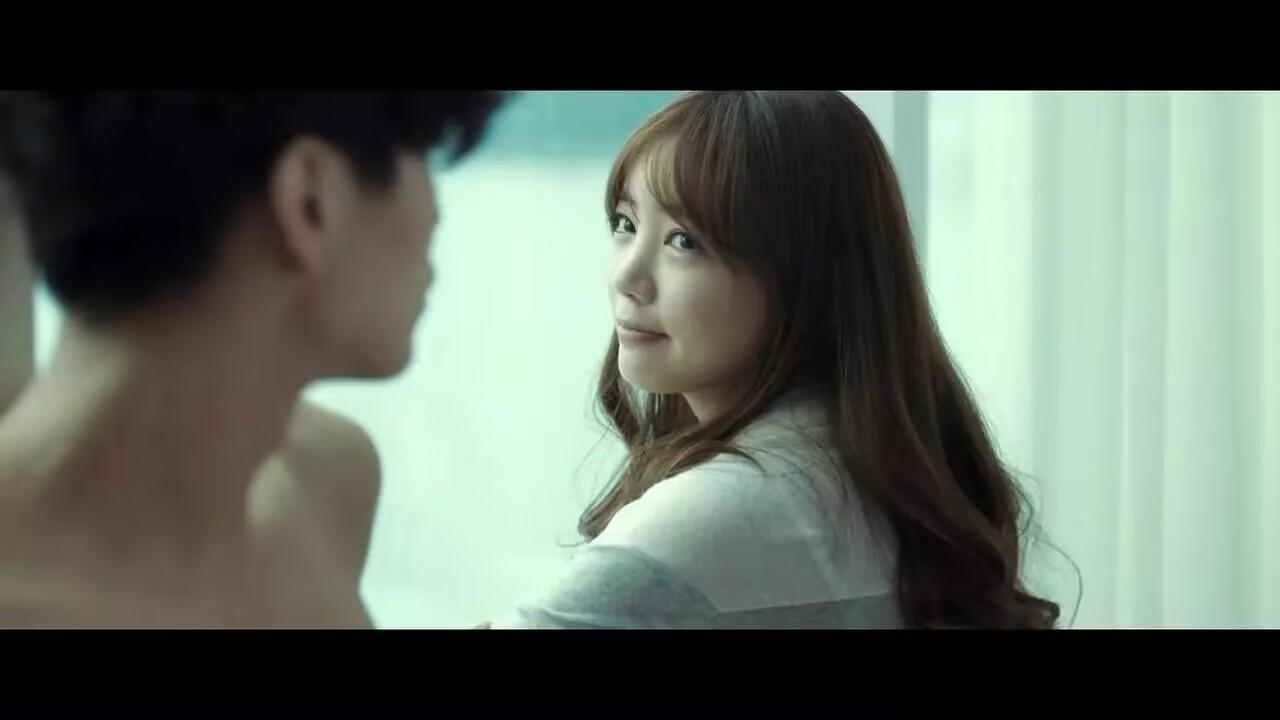 韩国电影《为了皇帝》:韩国黑帮小弟爱上了大哥的女人-