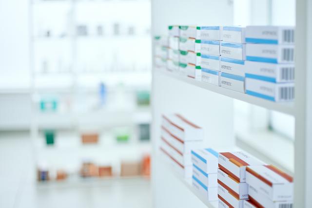 临床药学和药学的区别，临床药学和药学哪个好（如果报不成大热的临床医学）