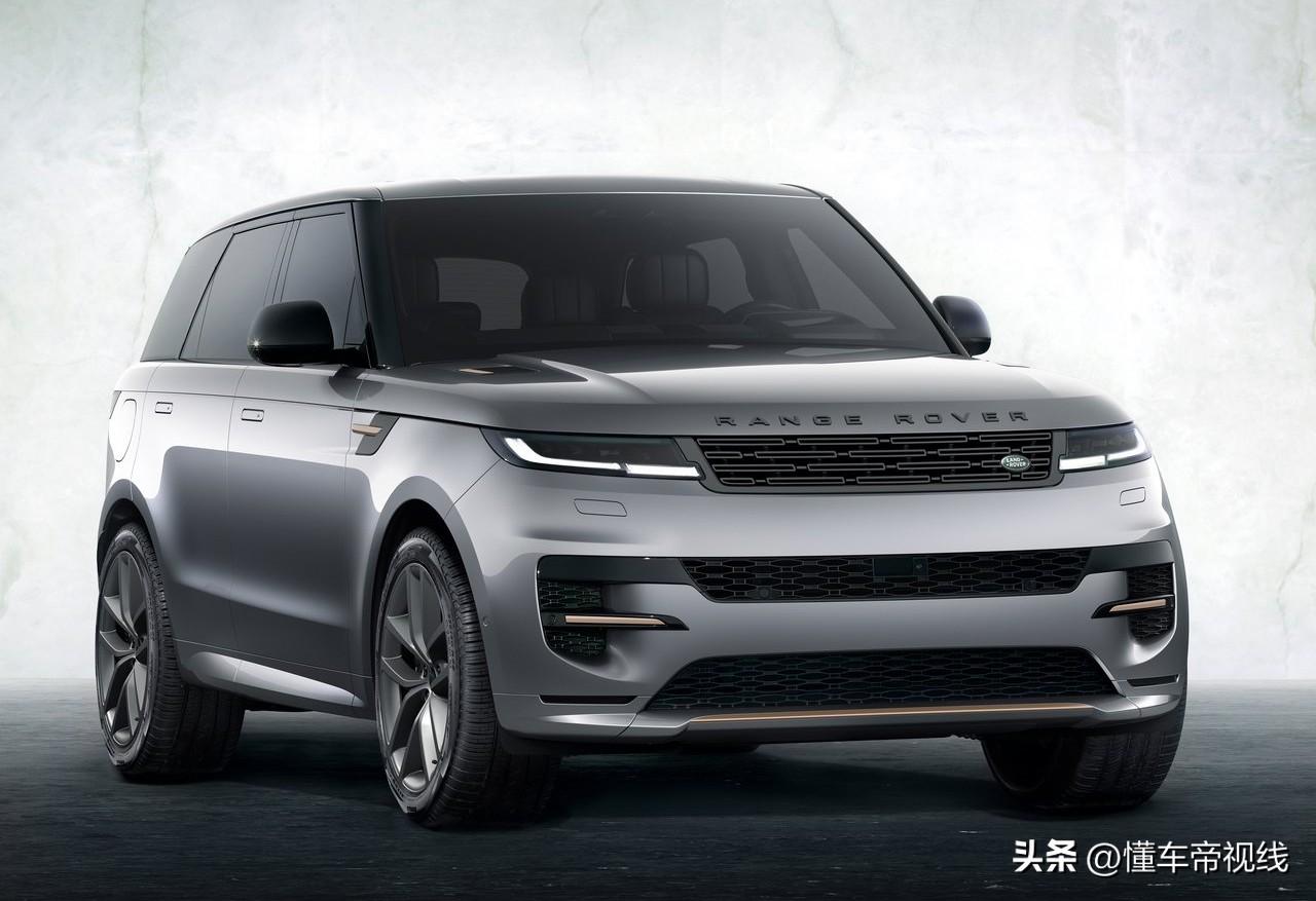 路虎揽胜2022款报价及图片(详解全新路虎揽胜运动版实车)