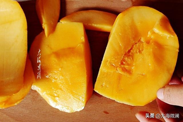 果盘制作简单做法，ktv果盘西瓜皮拉花制作教程（教你一道超简单的花好月圆拼盘）