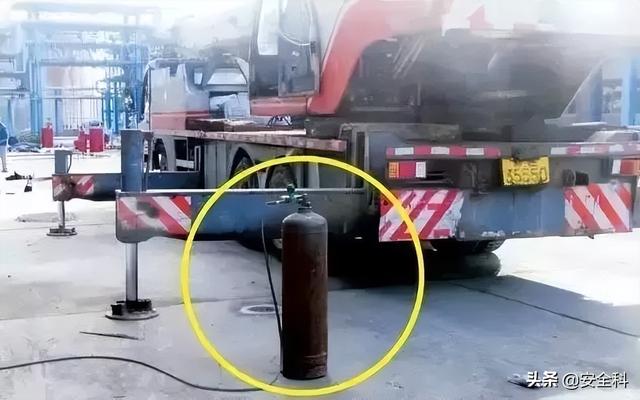 安全瓶的作用，安全瓶的作用是平衡气压吗（乙炔瓶和氧气瓶安全距离到底是几米）