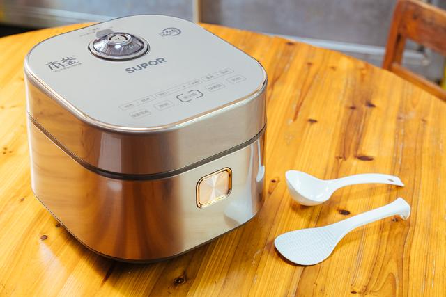 ptfe和特氟龙的区别，ptfe和特氟龙的区别是什么（到底是买国产还是进口）