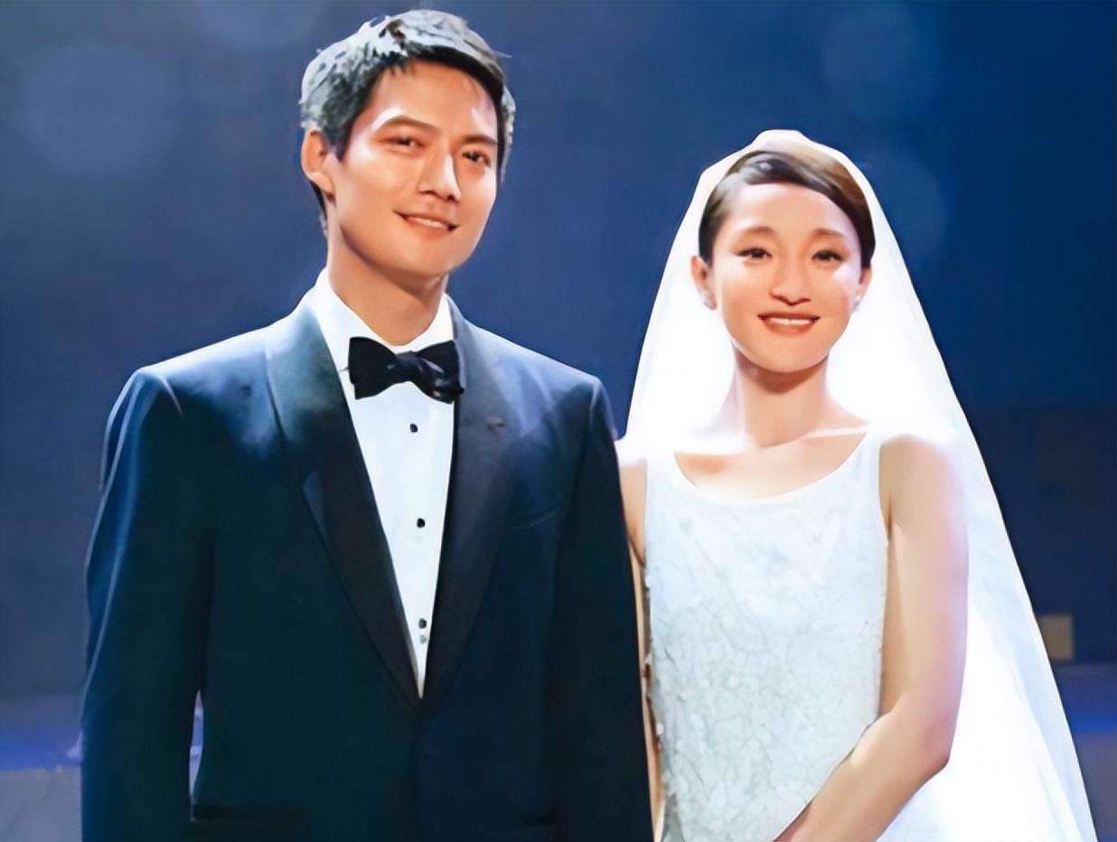 周迅的现任丈夫是谁(歌手周迅:与前夫高圣远离婚后,收获新恋情曝光,却