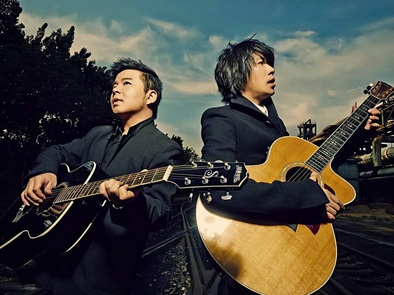 昔日华人偶像团鼻祖,如今却沦落乡镇走穴,水木年华为何落魄至此-图2