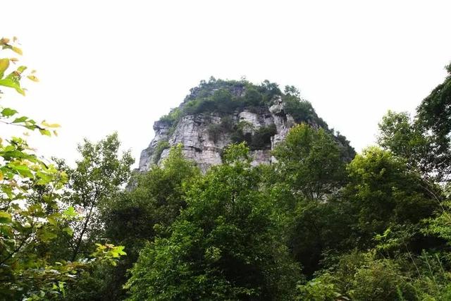 贵州旅游十大景点，贵州旅游十大景点排名千户苗寨（贵州十大冷门景点）