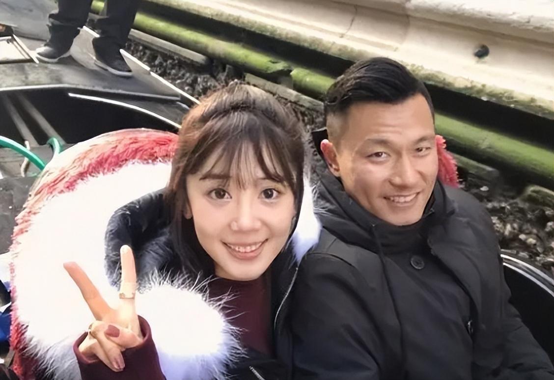 邹正女友(国足太太团才是真惊艳) - 青木春