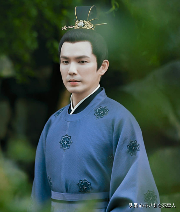 钟汉良有多大年龄(从不老男神到"发面馒头",49岁钟汉良"毁"于自己)