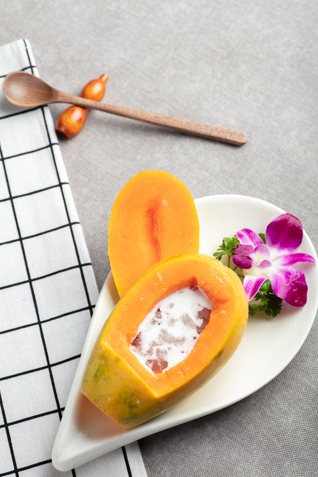 雪蛤油的功效与作用，雪蛤的功效与作用（改善女性更年期综合征的一方食疗推荐）