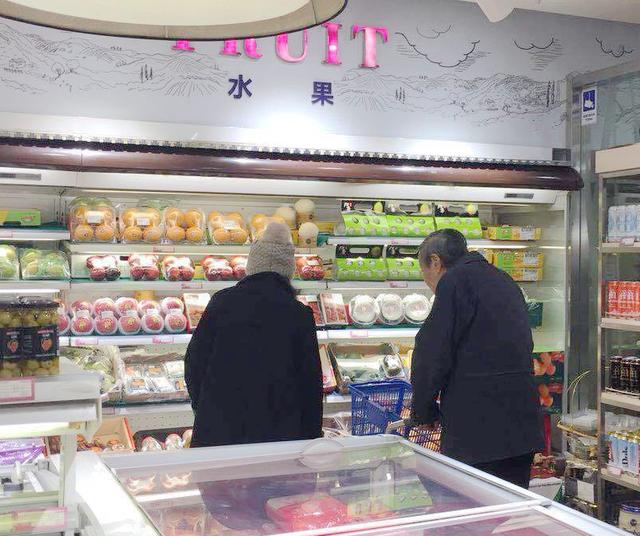 达令是什么意思，达令是什么意思含义（好友曝杨振宁再婚后得过三场重病）
