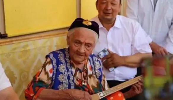 中国最长寿的人（揭秘135岁“中国第一寿星”养生秘诀）