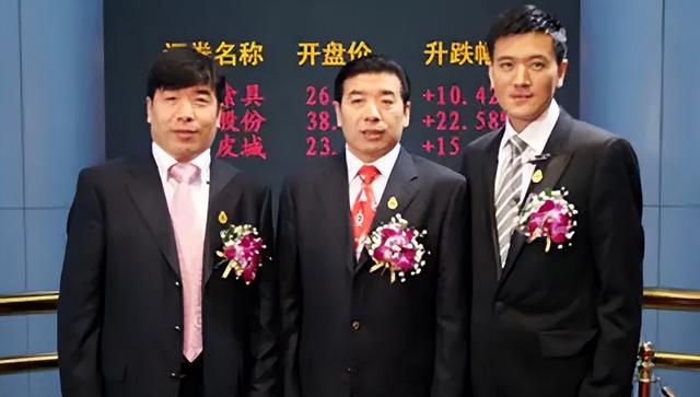 黄圣依老公是谁，回看这对“戏精夫妻”的过往