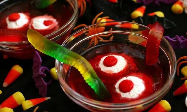 万圣节是哪个国家的，万圣节是哪个国家的节日名字（国外的鬼节都吃啥）