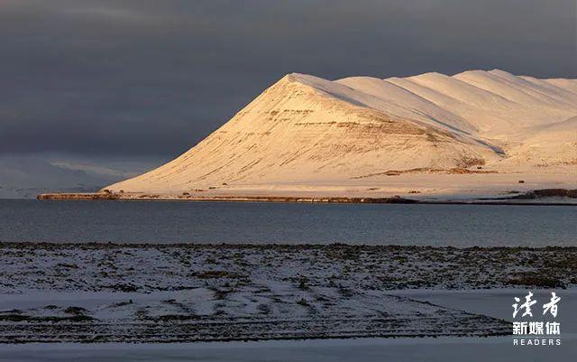 形容冬天的句子，形容冬天的句子和词语（10句关于冬天的句子）