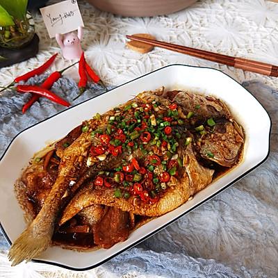 黄鱼怎么做好吃，黄鱼怎么做好吃又简单视频（无水无油‼️家常焗黄鱼）